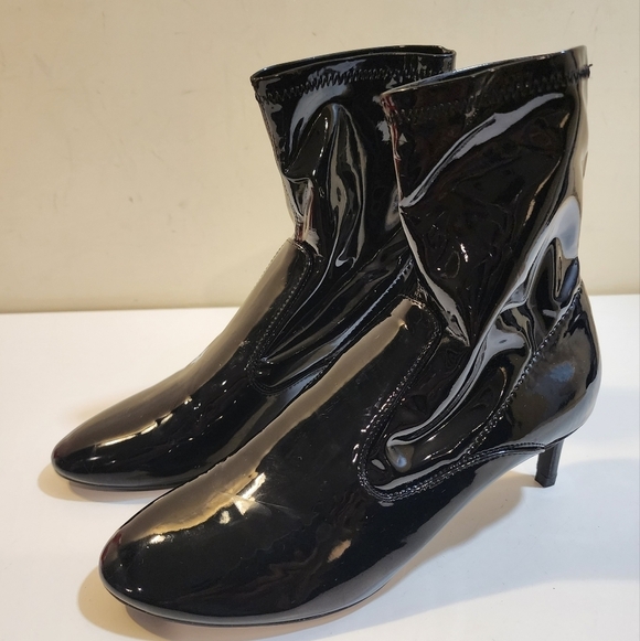 Zara Basics Black Faux Patent Leather size 37 - Picture 4 of 13